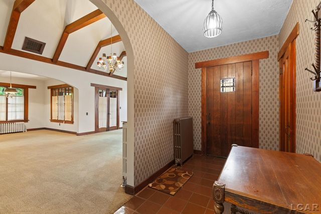 1058 Maumee Street, Adrian, MI 49221