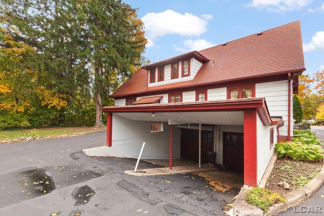 1058 Maumee Street, Adrian, MI 49221