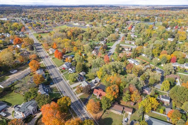 1058 Maumee Street, Adrian, MI 49221