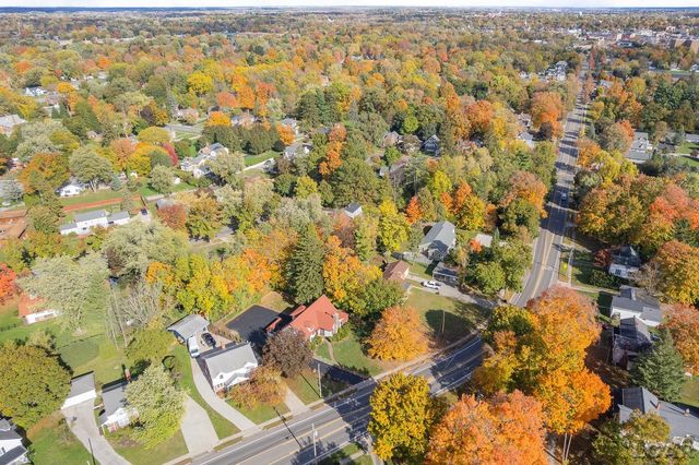 1058 Maumee Street, Adrian, MI 49221