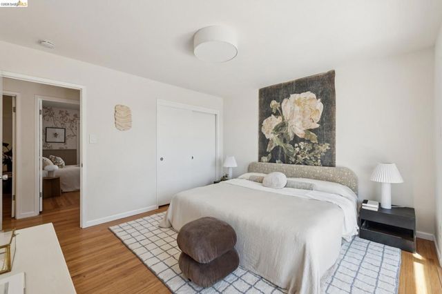 6874 Chambers Dr., Oakland, CA 94611