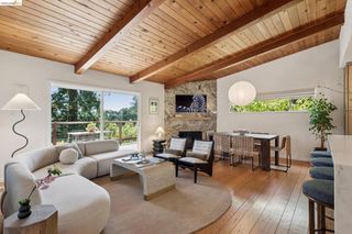 6874 Chambers Dr., Oakland, CA 94611