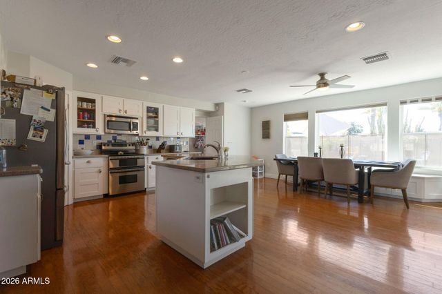 4546 N 34TH Place, Phoenix, AZ 85018