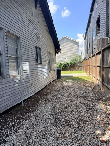 311 N Nagle Street, Houston, TX 77003