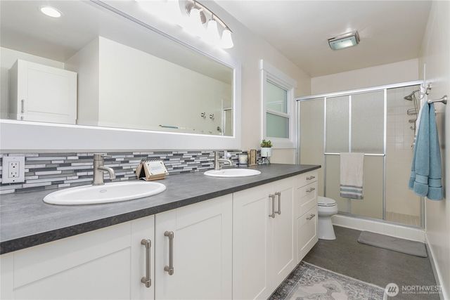 997 W Larson Road, Bellingham, WA 98226