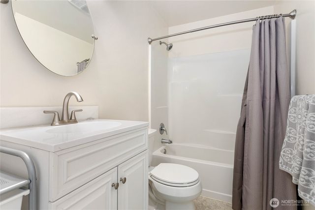 997 W Larson Road, Bellingham, WA 98226