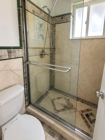 500 E country club cir 7, Plantation, FL 4053