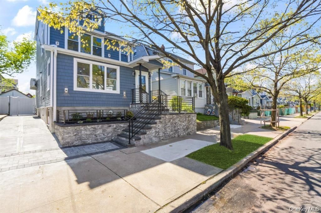 111-68 147th Street 2nd flr, Jamaica, NY 11435