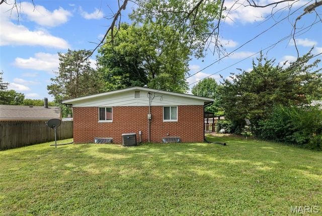 506 N 44th Street, Belleville, IL 62226