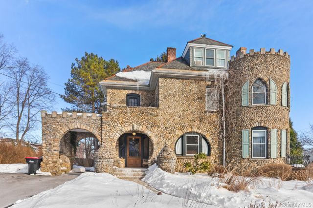 16 Bedford, Katonah, NY 10536