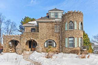 16 Bedford, Katonah, NY 10536