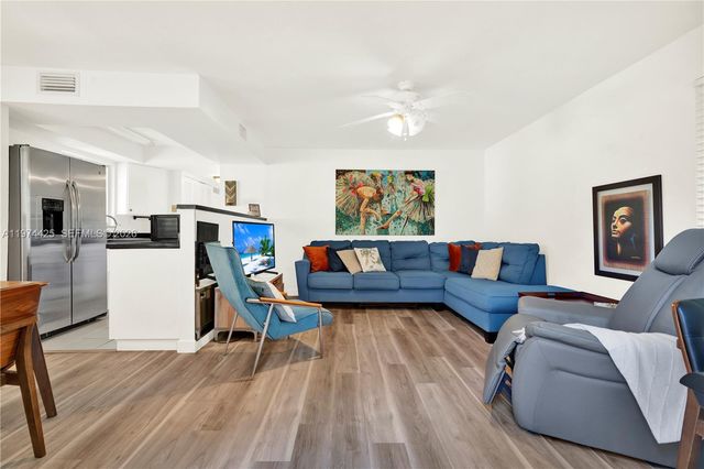 4001 SW 130th Ave, Miramar, FL 33027