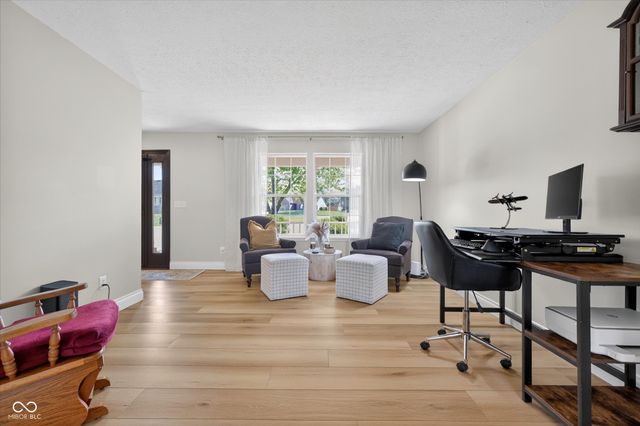 3399 Buckmoor Parkway, Greenwood, IN 46143