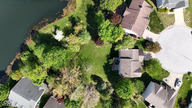 3399 Buckmoor Parkway, Greenwood, IN 46143