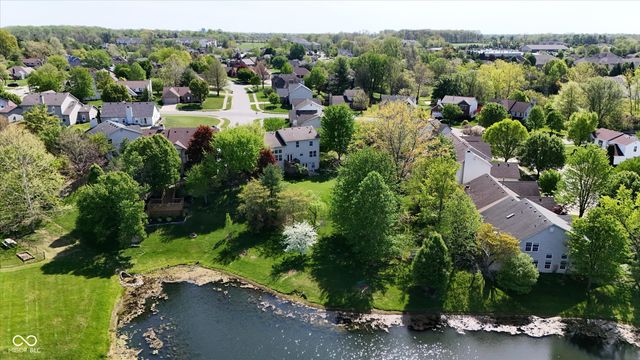 3399 Buckmoor Parkway, Greenwood, IN 46143