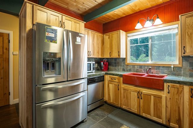 6370 Flicker Avenue, Tahoma, CA 96141