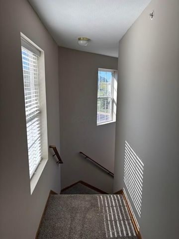 5396 Nottinghamshire Lane, Westerville, OH 43082