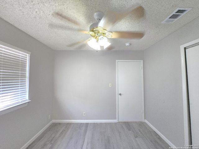5507 Roanwood, San Antonio, TX 78244