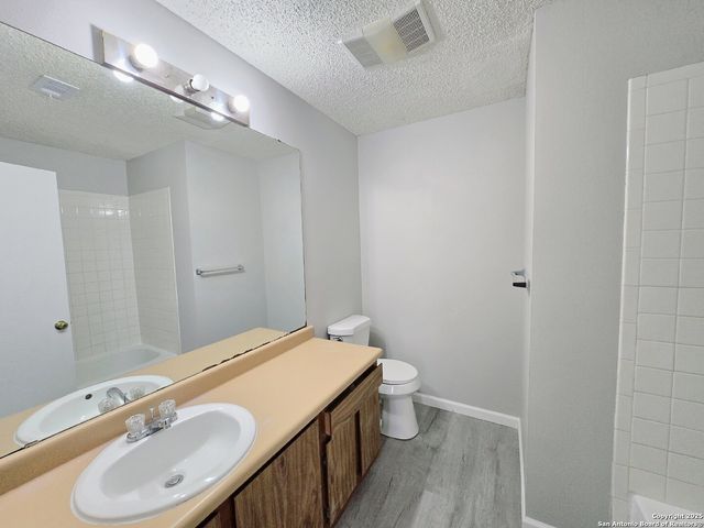5507 Roanwood, San Antonio, TX 78244