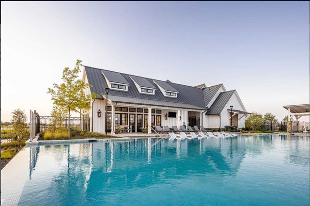 4108 Fall Aster Way, Aubrey, TX 76227