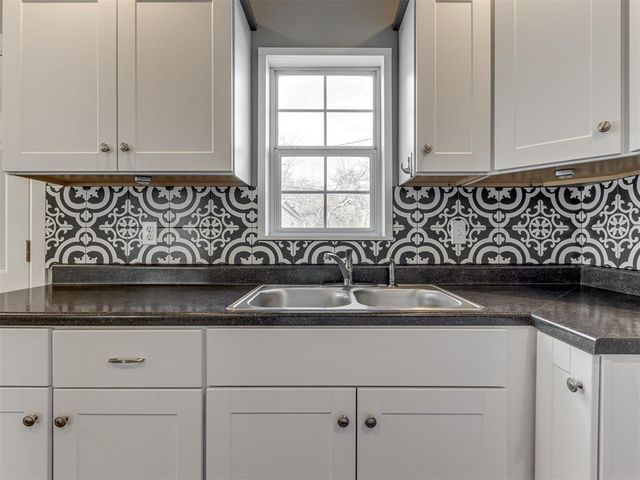 517 E Kerr Drive, Midwest City, OK 73110