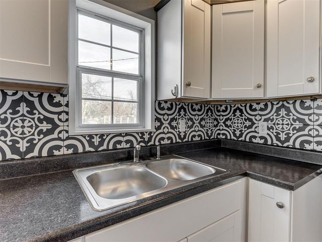 517 E Kerr Drive, Midwest City, OK 73110