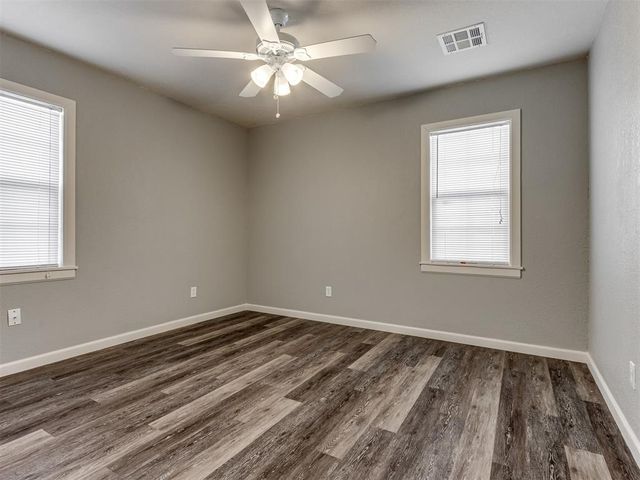 517 E Kerr Drive, Midwest City, OK 73110