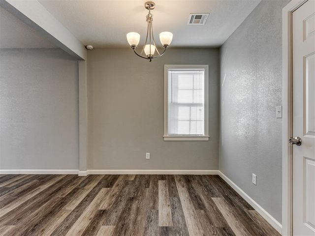 517 E Kerr Drive, Midwest City, OK 73110