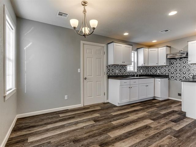 517 E Kerr Drive, Midwest City, OK 73110