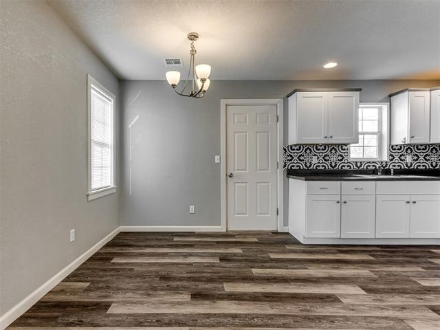 517 E Kerr Drive, Midwest City, OK 73110