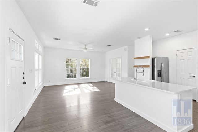 1116 Lott Ave 1, Austin, TX 78721