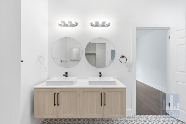 1116 Lott Ave 1, Austin, TX 78721