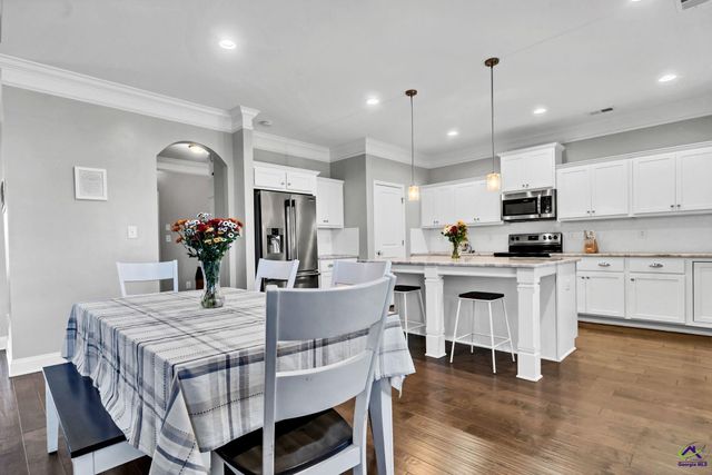 438 Newport Avenue, Kathleen, GA 31047