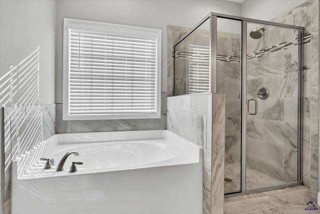 438 Newport Avenue, Kathleen, GA 31047