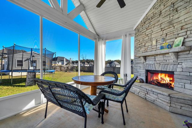 438 Newport Avenue, Kathleen, GA 31047