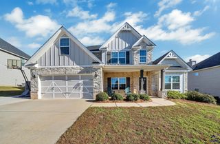 438 Newport Avenue, Kathleen, GA 31047