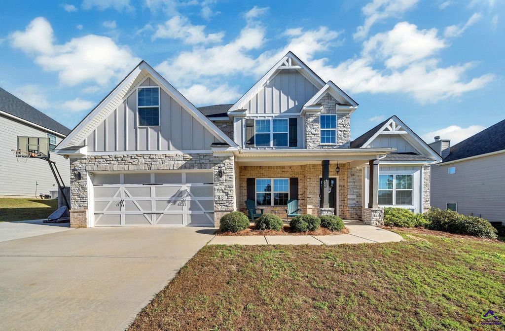 438 Newport Avenue, Kathleen, GA 31047