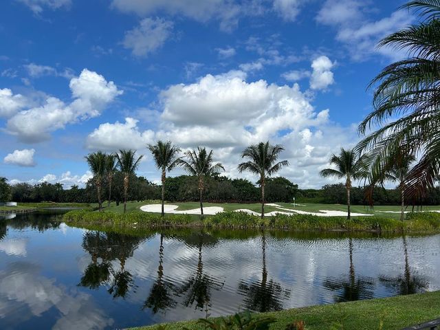 6525 Landings Court, Boca Raton, FL 33496