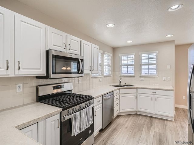 21931 E Canyon Place, Aurora, CO 80016