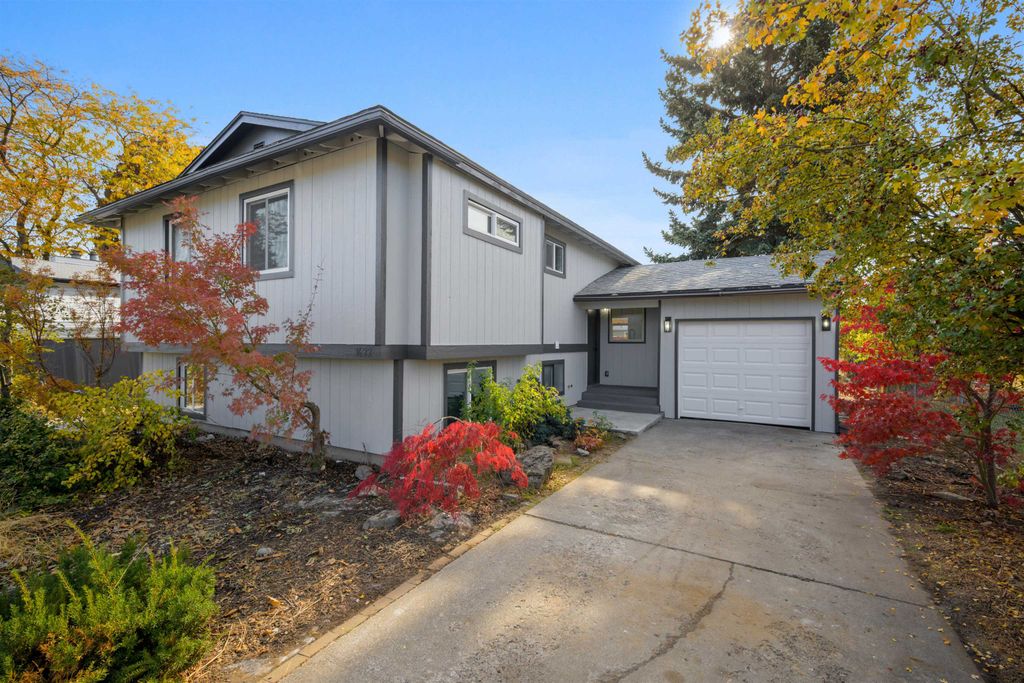 3622 E 26th Ave, Spokane, WA 99223 photo 2