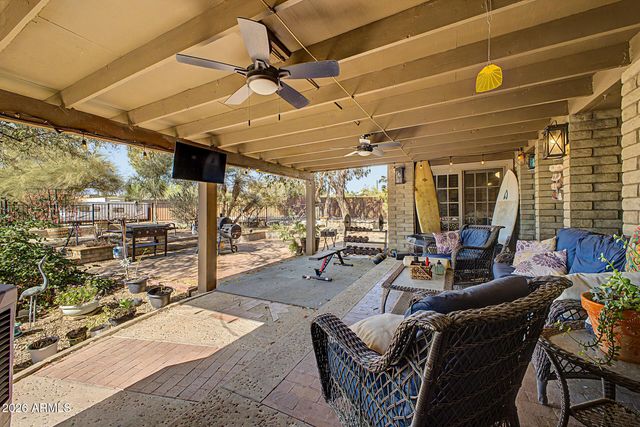 6510 E Dixileta Drive, Cave Creek, AZ 85331