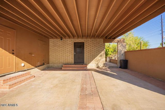 6510 E Dixileta Drive, Cave Creek, AZ 85331