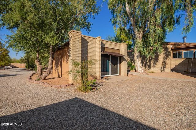 6510 E Dixileta Drive, Cave Creek, AZ 85331