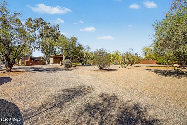 6510 E Dixileta Drive, Cave Creek, AZ 85331
