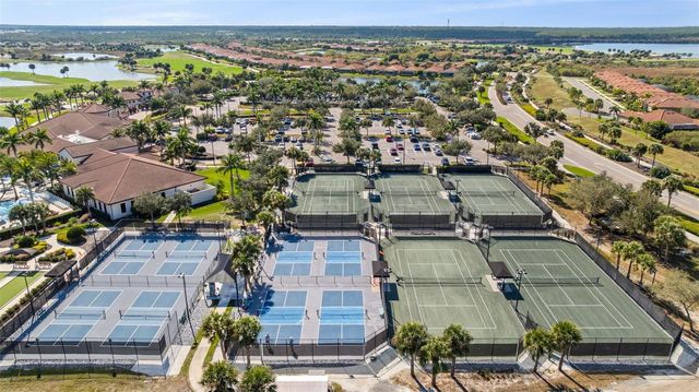 10507 MEDJOOL DRIVE, Venice, FL 34293