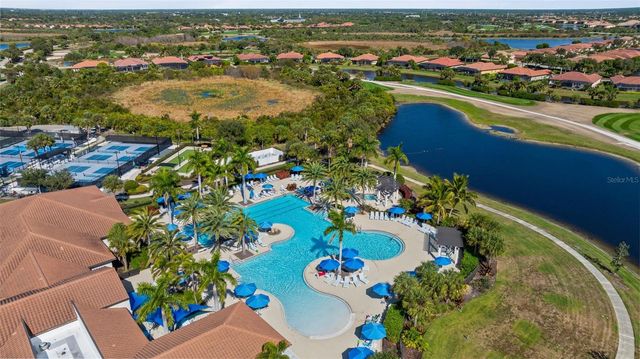 10507 MEDJOOL DRIVE, Venice, FL 34293