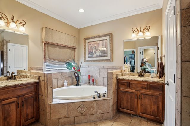 4015 Pilgrim Trl, Greenbrier, TN 37073