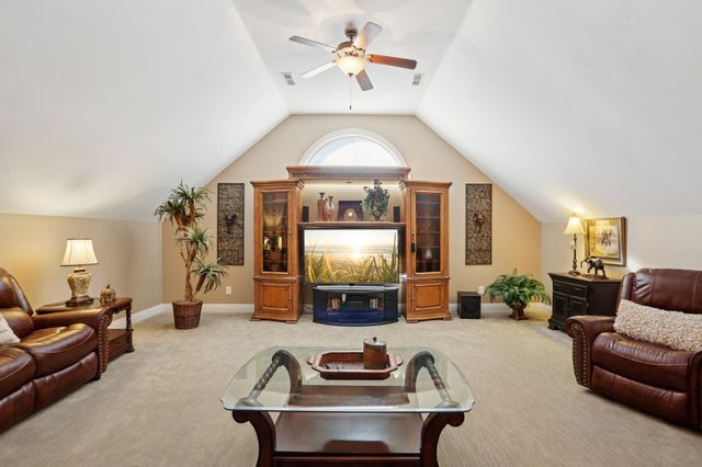 4015 Pilgrim Trl, Greenbrier, TN 37073