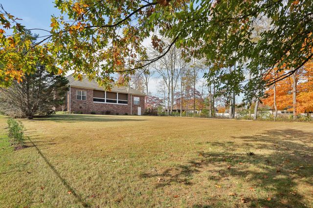 4015 Pilgrim Trl, Greenbrier, TN 37073