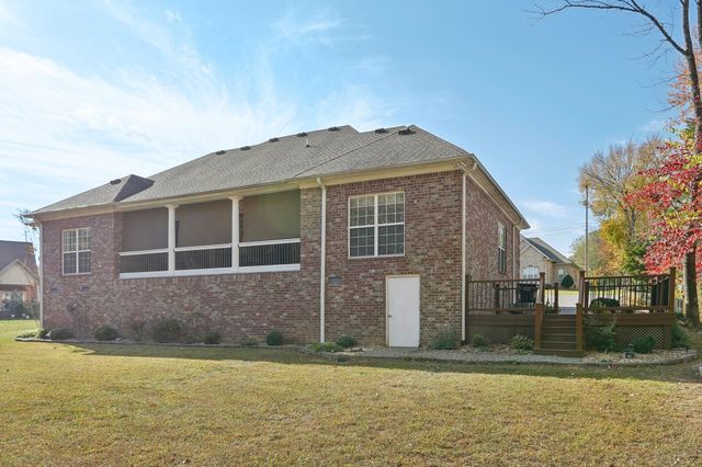 4015 Pilgrim Trl, Greenbrier, TN 37073